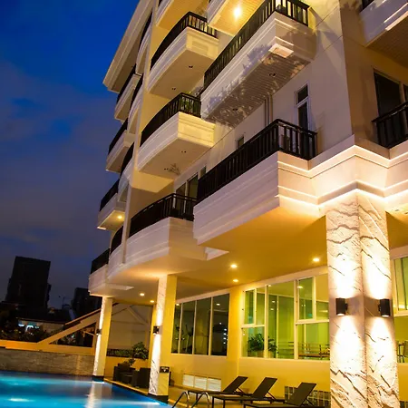 Patio Luxury Suites